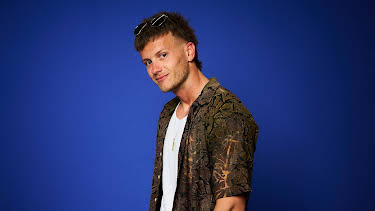 3:50 AM: First Dates Beach Club | 4 Seven | 12/23 2025