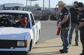 Street Outlaws: Farmtruck and AZN, Season 1: The Electrocutioner