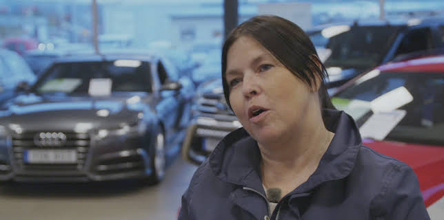 18:00: Lyxfällan (S27 E9) (S27) | TV3 | 3/17 2026