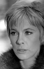Bibi Andersson como 