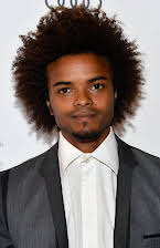 Eka Darville som 