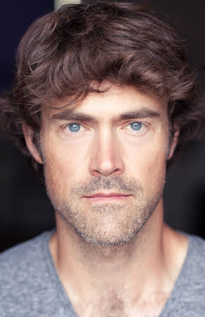 Peter Ormond as 