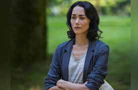 The Returned Season 1: Julie