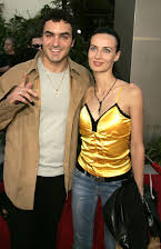 Nickolai Stoilov som Arctic Lab Guards       (voice)