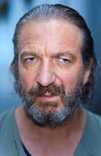 Bruno Lochet como Le flic de l'immigration