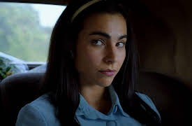 Cuba Libre, Season 1: Miss Swimming Pool