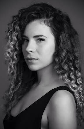 Sara Sanz as 