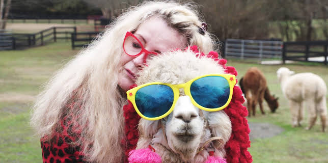 02:45: 90 Day: The Single Life (S4 E1) (S4) | TLC | 11/22 2025