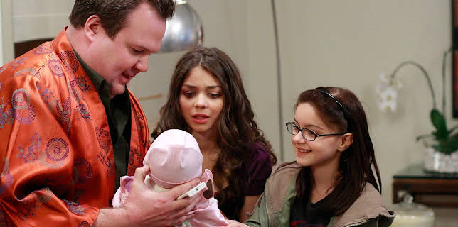 2:40 PM: Modern Family | E4 | 3/12 2026