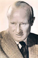 Anthony Bushell como Group Captain Aldridge