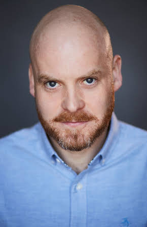 Jack Tarlton as Charles Richards