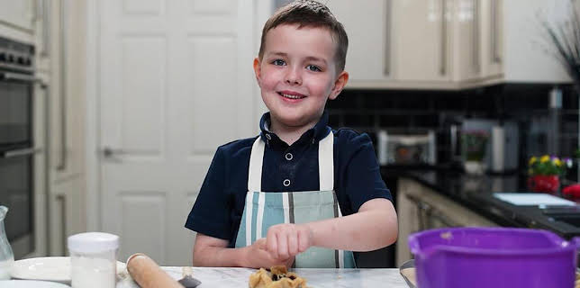12:00 PM: My World Kitchen (S3) | Cbeebies | 11/17 2025