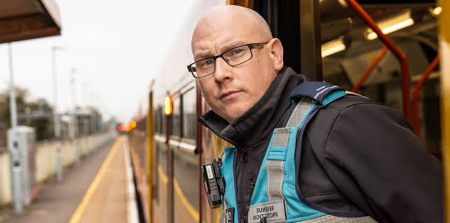 5:00 PM: Fare Dodgers: At War with the Law (S2 E1) (S2) | 5 Star | 2/2 2026