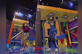 Double Dare (2018) Season 1: Team LaurDIY vs. Team Wassabi