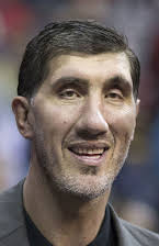 Gheorghe Muresan as 