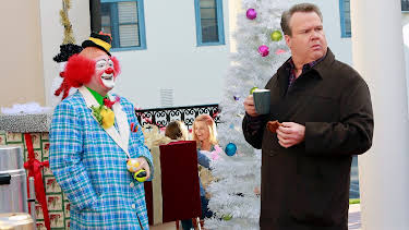 4:30 PM: Modern Family | E4 | 8/7 2026