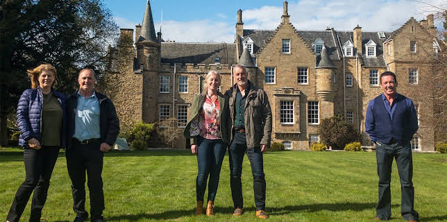 11:00 AM: Four in a Bed | More 4 | 11/15 2025