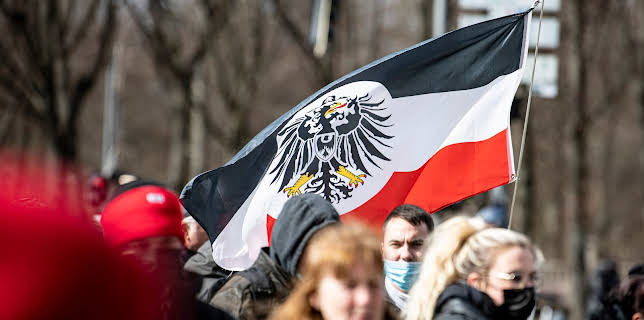 07:00: ZDF-History | ZDFinfo | 11/18 2025