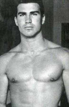 Giovanni Cianfriglia as 