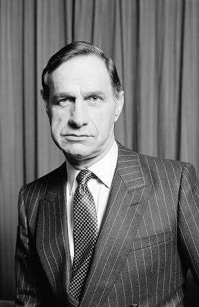 Geoffrey Palmer as 