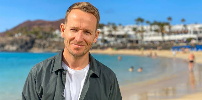 12:00 PM: A Place in the Sun | 4 Seven | 1/22 2026