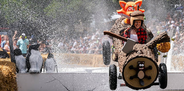 1:05 PM: Red Bull Soapbox Race: London 2022 (S1 E1) (S1) | Dave | 12/23 2025