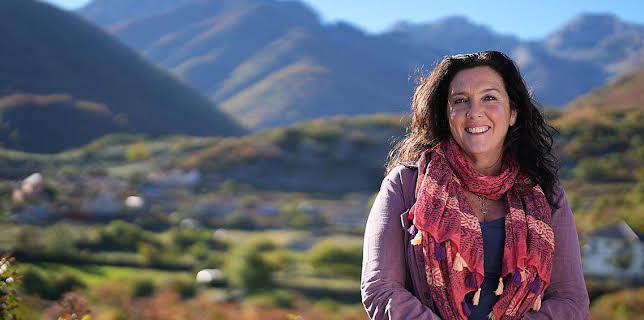Documental Tesoros Ocultos Con Bettany Hughes