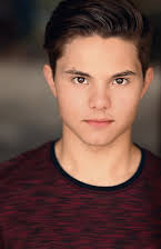 Zach Callison som 
