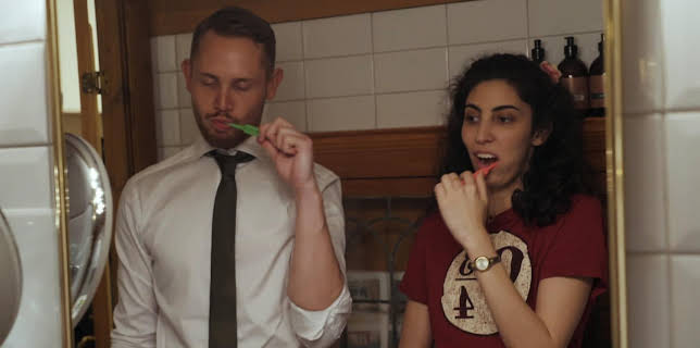 00:30: Gift ved første blikk – Sverige: Flytte sammen | NRK 2 | 1/15 2026