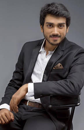 Kalidas Jayaram as 