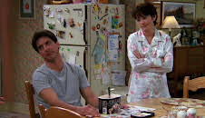 Alle elsker Raymond (S1 E9)