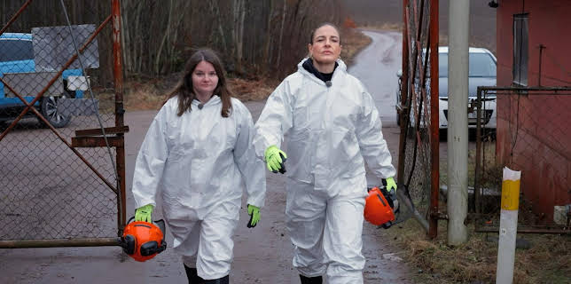 20:00: Lyxfällan (S37 E5) (S37) | TV3 | 2/17 2026