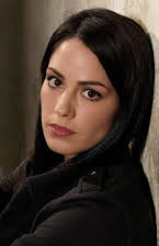 Michelle Borth som 