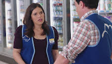 Superstore (S4 E1)