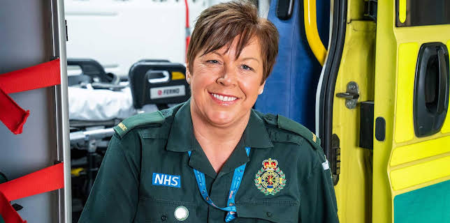 2:20 AM: 999: On the Front Line | More 4 | 12/24 2025