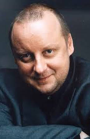 Martin Weinek as Fritz Kunz