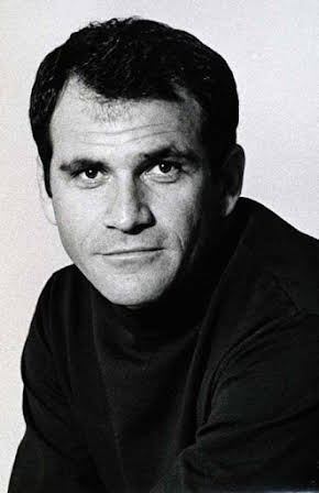 Andy Romano as Pepper Leach