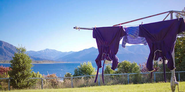 1:25 AM: Escaping Utopia (S1 E3) (S1) | BBC Two | 3/5 2026