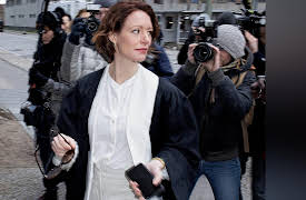 Berlin Legal: Witch Hunt