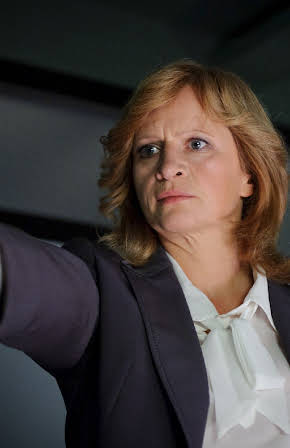 Johanna Gastdorf as 