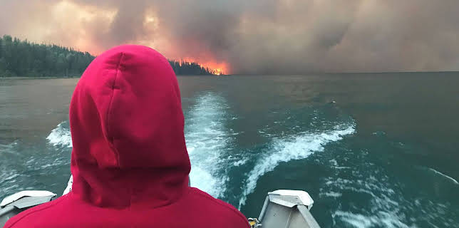 12:00 AM: Seconds From Death: Caught on Camera (S1 E4) (S1) | Paramount | 12/11 2025