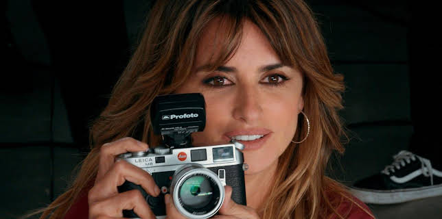 20:15: Parallele Mütter | One | 12/8 2025