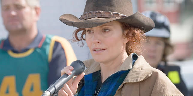 08:15: McLeods døtre (S8 E3) (S8) | TV6 | 12/11 2025