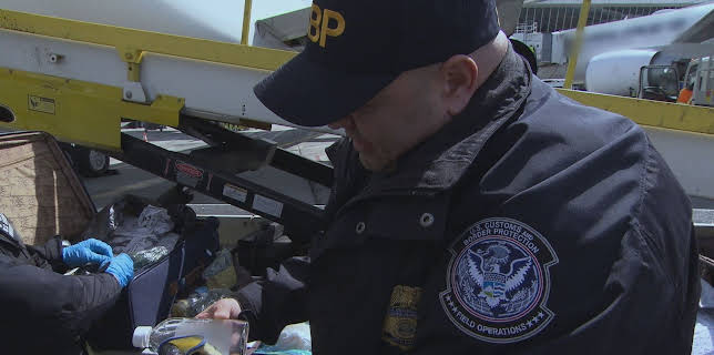 12:05: Border Patrol USA - Einsatz an der Grenze | ProSieben Maxx | 1/12 2026