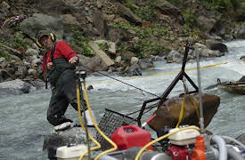 Gold Rush White Water Season 1: Boulder Battles