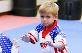 Kiddie Kai, Season 1: Fox in the Hen House