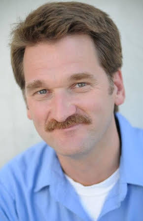 Pete Gardner as 