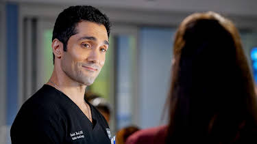 17:45: Chicago Med (S6 E11) (S6) | Viasat Series | 10/19 2026
