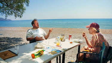 20:00: Tuva & Ronny- eit lite hotell i Hellas | NRK Tegnspraak | 4/22 2026