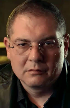 Leonid Roitman as 